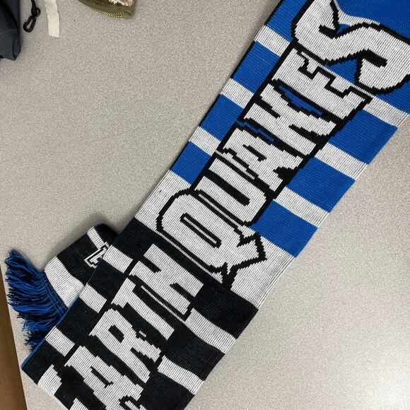 San Jose Earthquakes MLS Soccer Scarf Blue Knit Fringe Black Acrylic Outdoor 57" - Picture 5 of 5